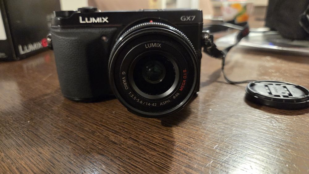 Aparat Panasonic Lumix DMC-GX7K