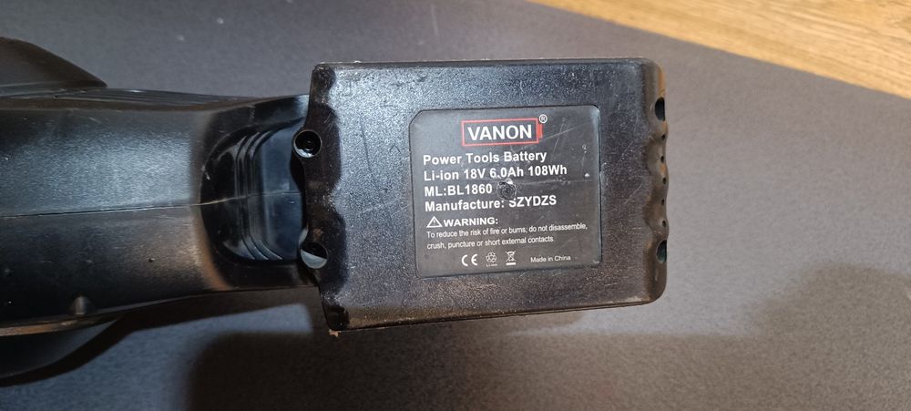 Odkurzacz bezprzewodowy AKUMULATOROWY 18V MAKITA DCL182ZB akumulator