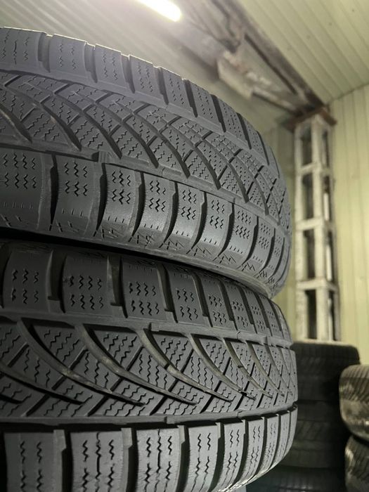 Автошини зимові HANKOOK 175/70/14 (2шт)Колеса,Гума,Скати, Шини)