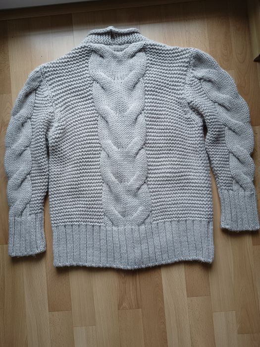 Sweter damski bardzo ciepły, mięciutki, wygodny jasny beż