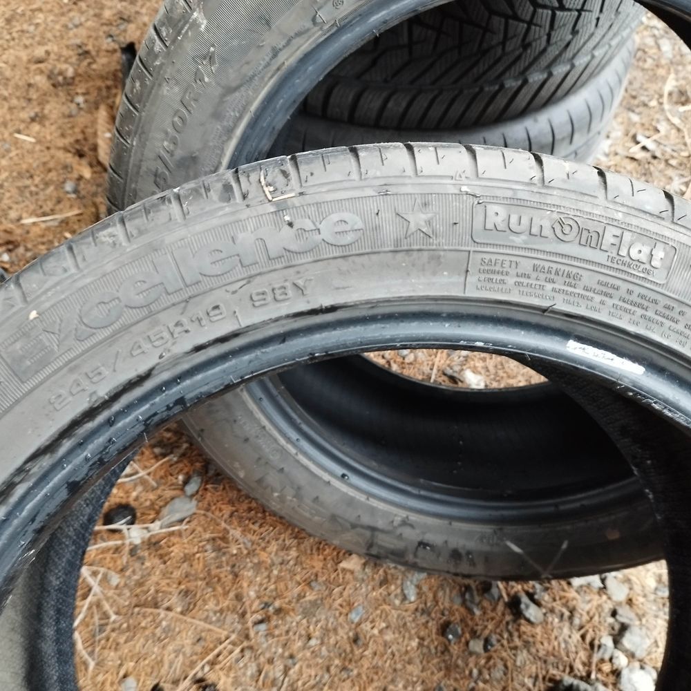 245/45/19 dunlop excellence ruflat