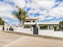 Moradia T4 com piscina aquecida e furo - Leiria - Pousos
