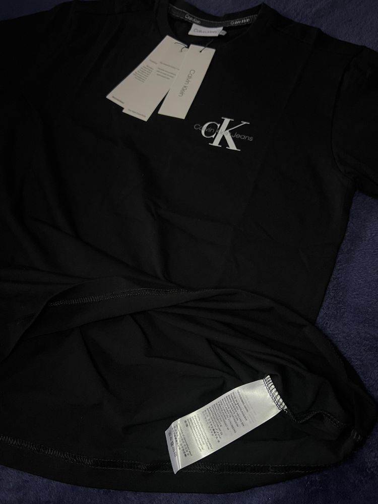 T-shirt Calvin Klein