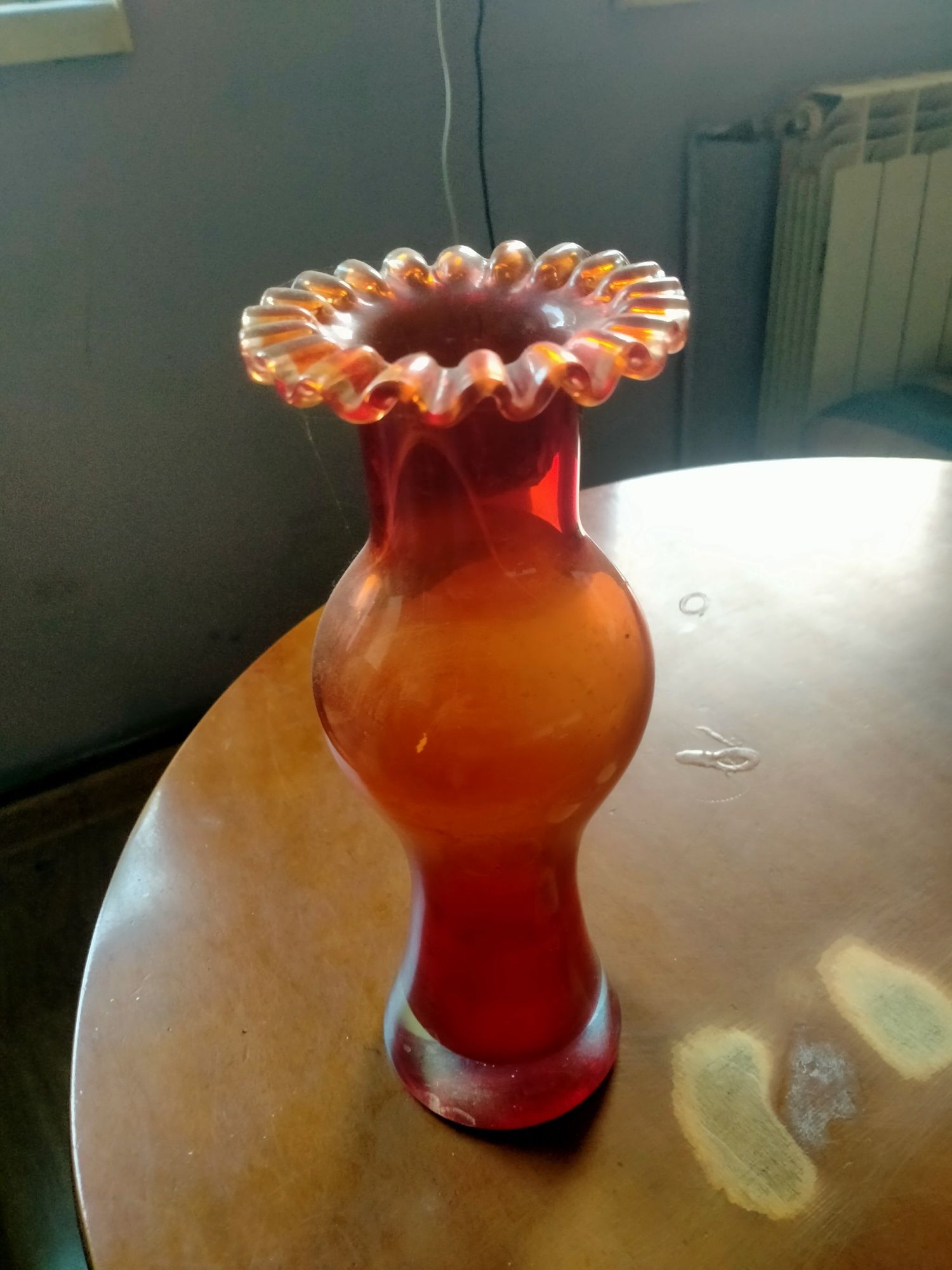 Rubinowy wazon Ząbkowice