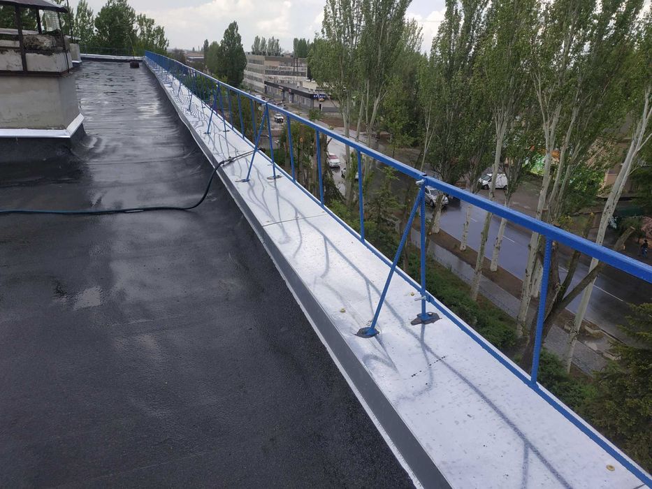 Монтаж, доборных планок, парпетов, ветровых для кровли и фасада