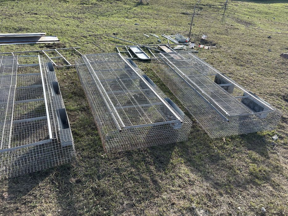 Продам клетки для кроликов