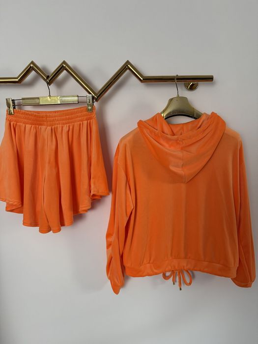 Dres Lola Bianka komplet welurowy pomarańczowy