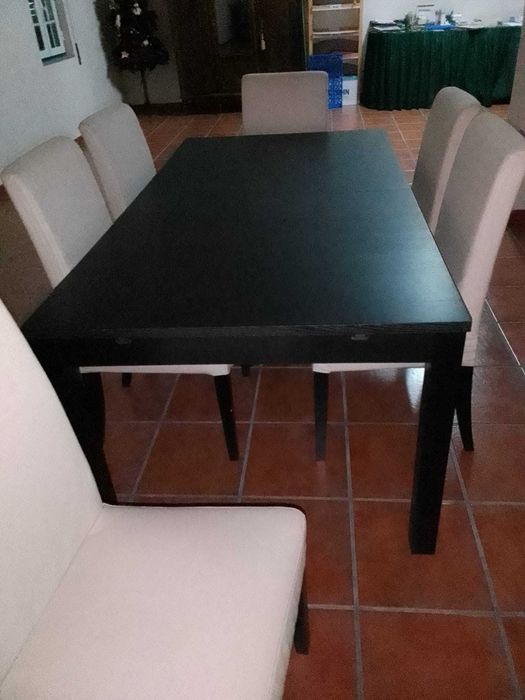 Mesa e Cadeiras - Sala de jantar