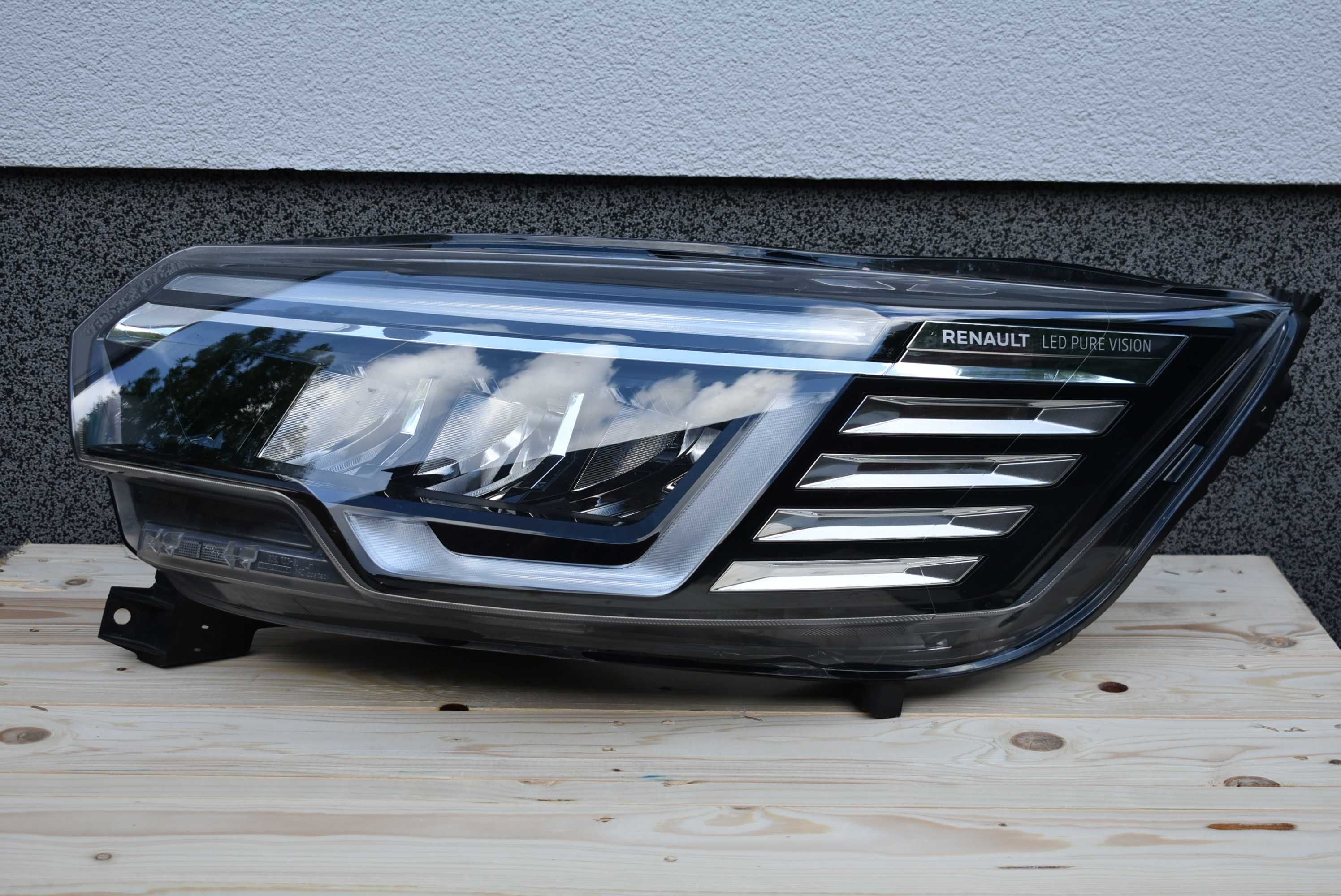 Renault Trafic IV lampa lewa przednia led pure vision 2606  01790R