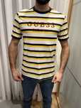 T-shirt Guess.