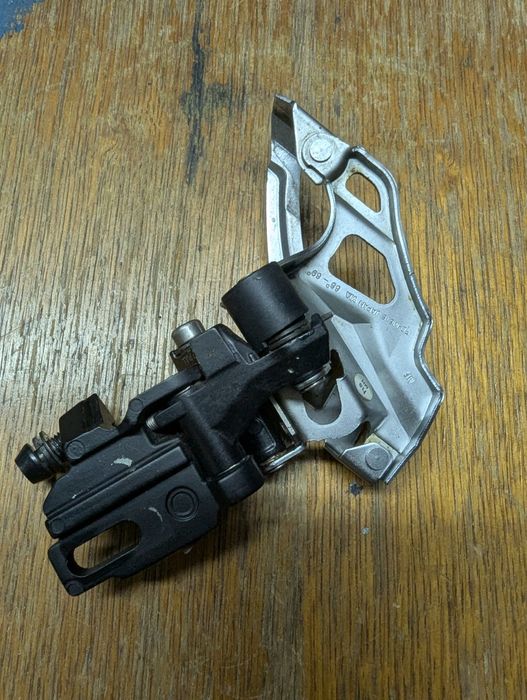 Napęd 2rz Shimano Deore (przerzutka przód FD-M616 i manetka SL-M6000)