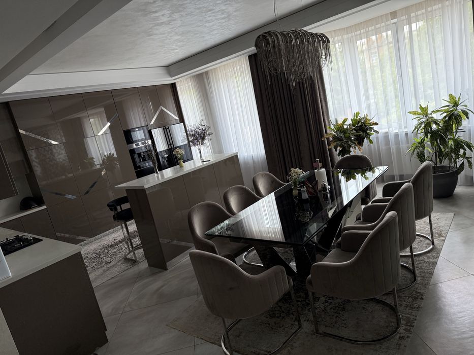 Продам квартиру в новобудові