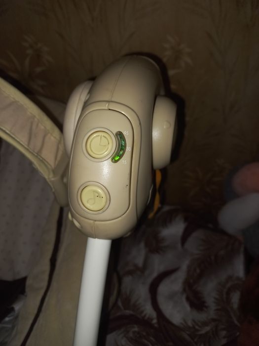 Укачивающий центр качеля гойдалка