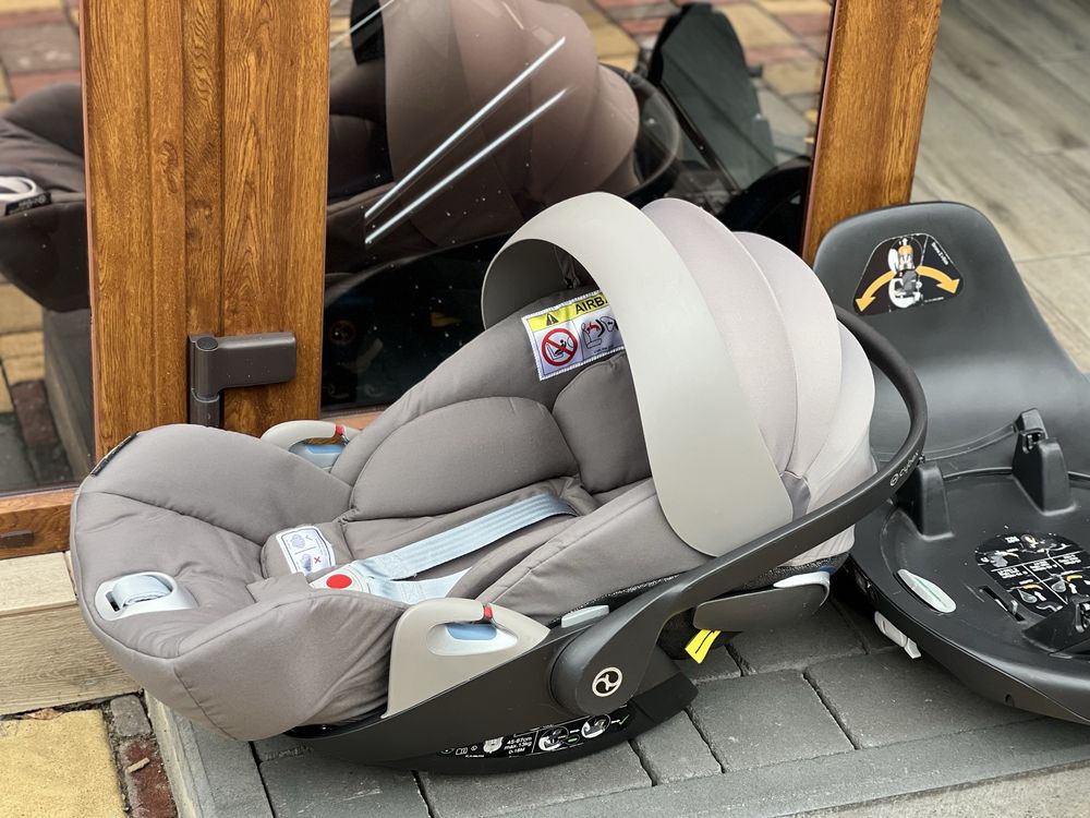 Автокрісло Cybex cloud Z i-Size / Base isofix Z