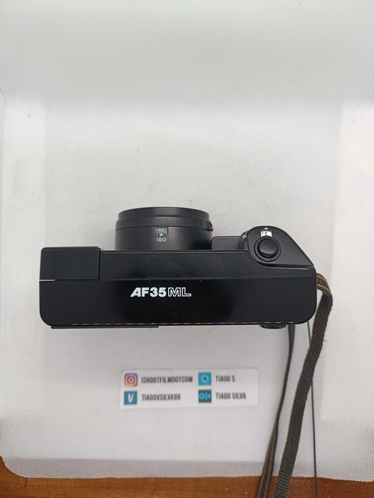 Canon AF35ML 35mm Point and Shoot