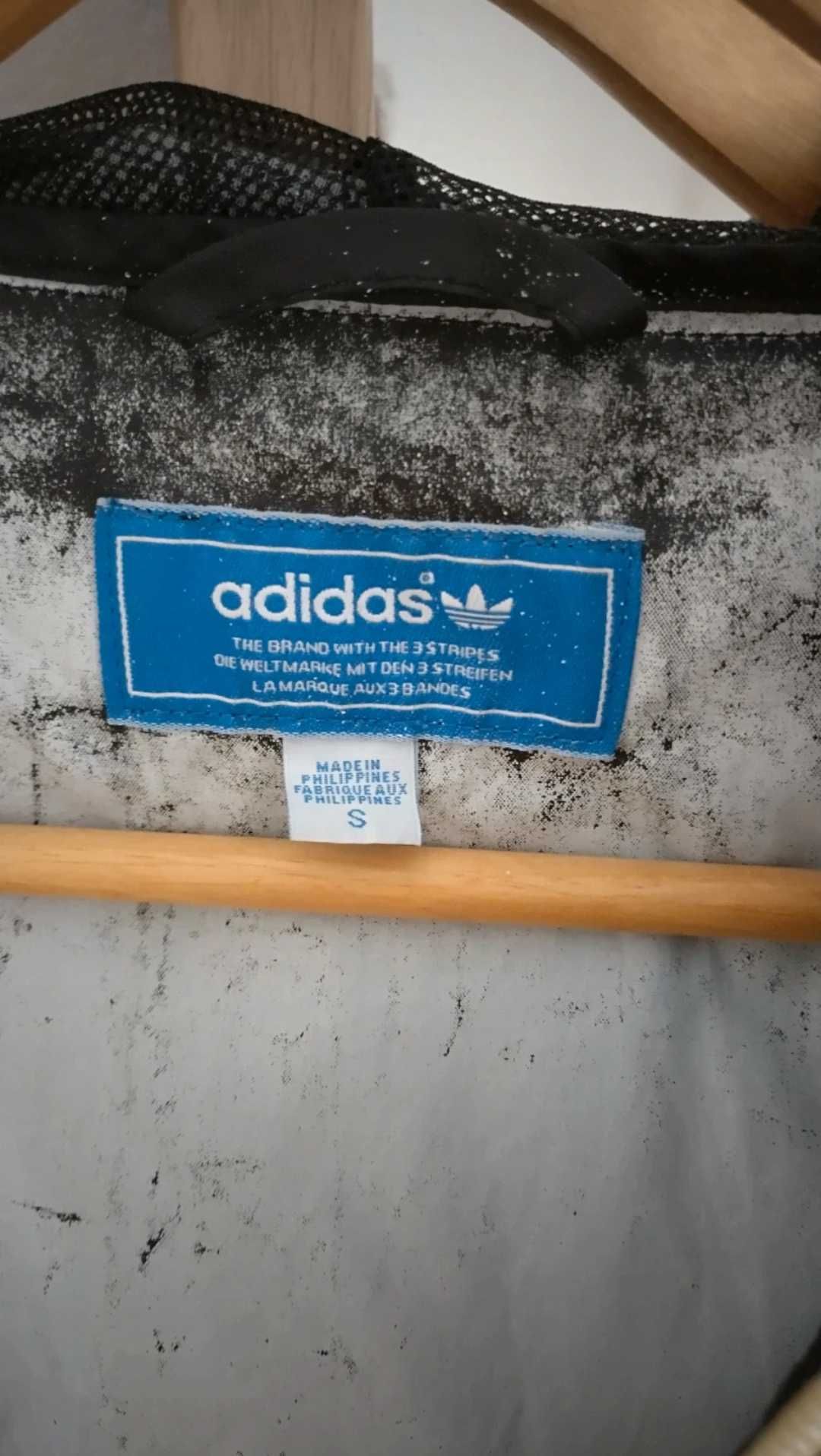 Casaco corta vento Adidas