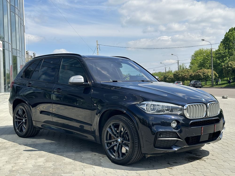 BMWX5m50d 2017 року