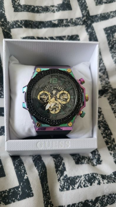 Sprzedam nowy zegarek Guess