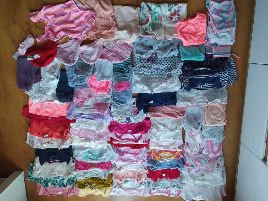 Ubranka dla dziewczynki r. 74