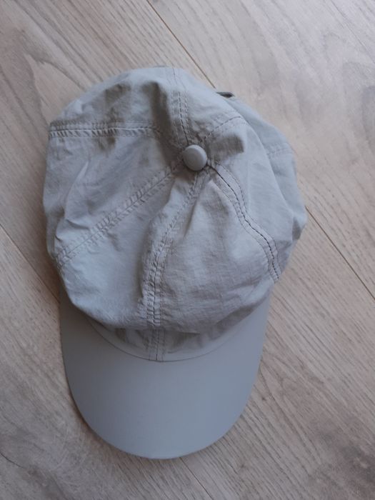 Czapka męska z daszkiem