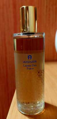 Woda toaletowa Ladies Day Paris marki Etienne Aigner .