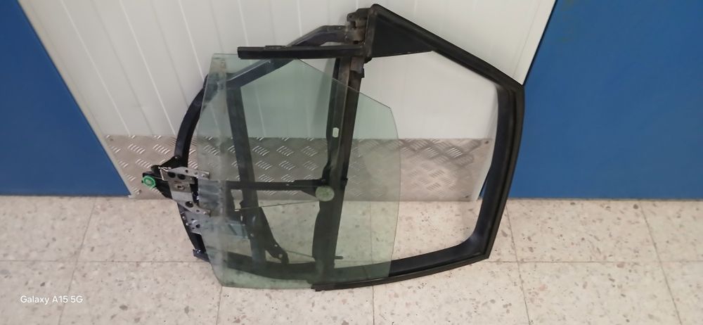 Vidro porta de traz direita Audi A4 B5
