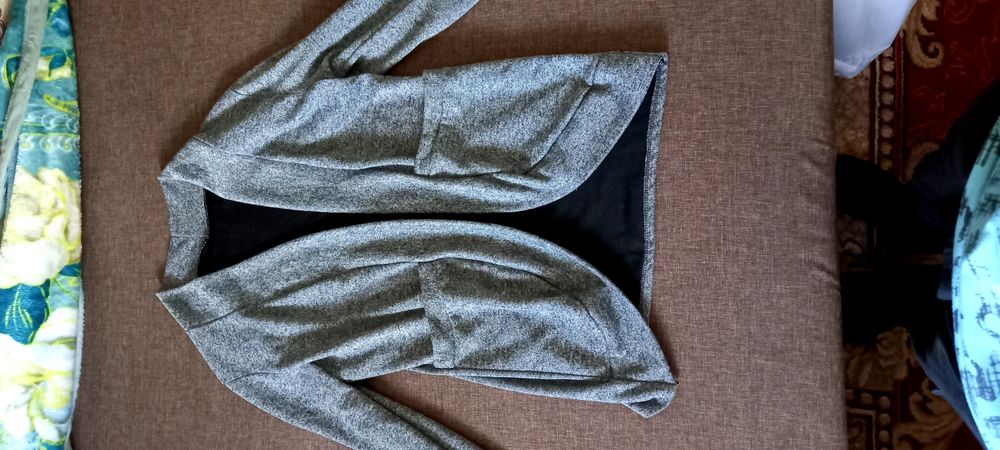 Кардиган жіночий бежевий