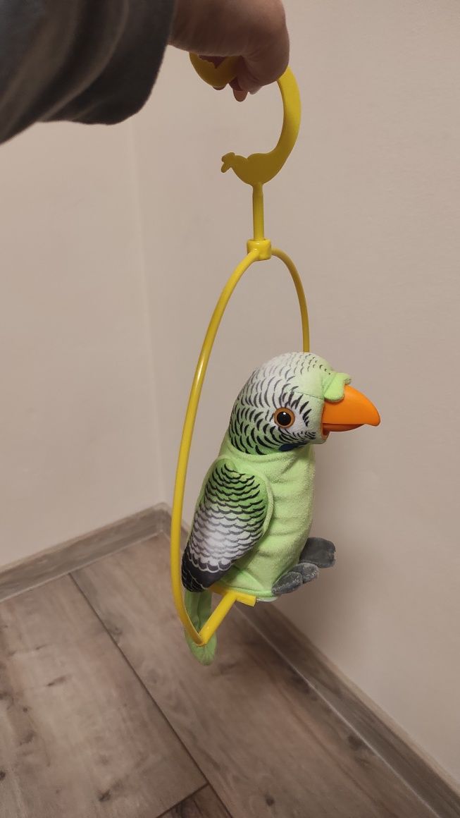 Інтерактивна іграшка папуга