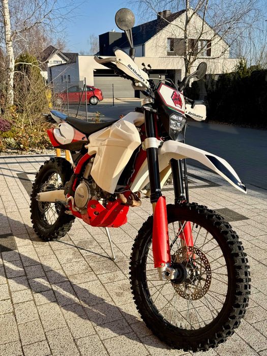 SWM RS300 R 2019 Husqvarna TE 310 37KM