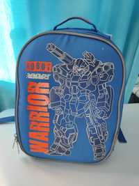 Школьный рюкзак для мальчика. Портфель