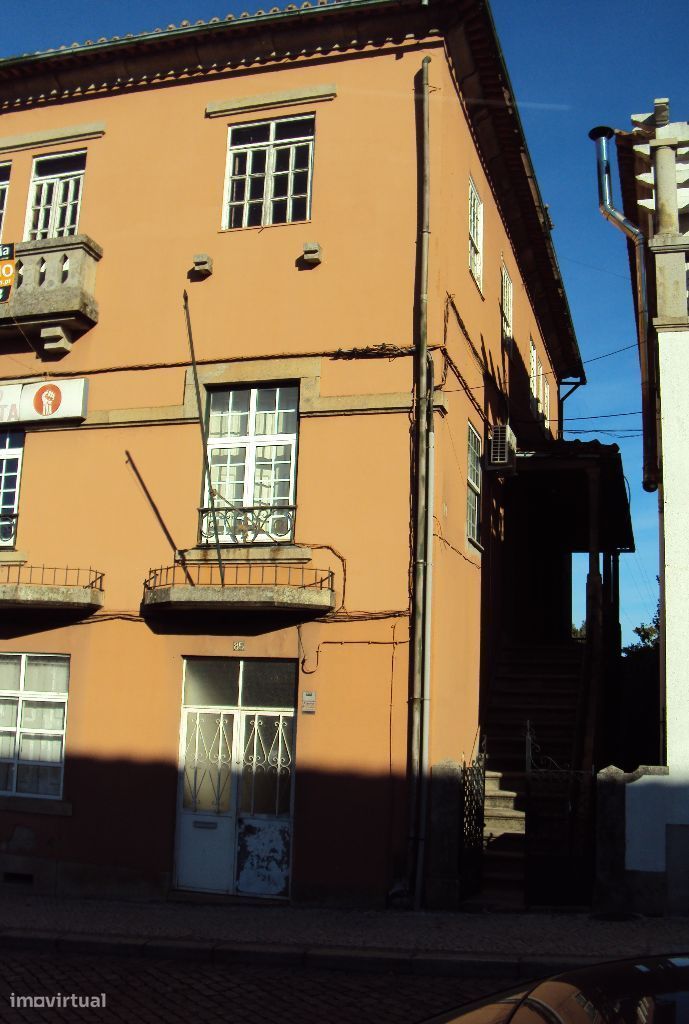 Prédio para reconstrução em Viseu