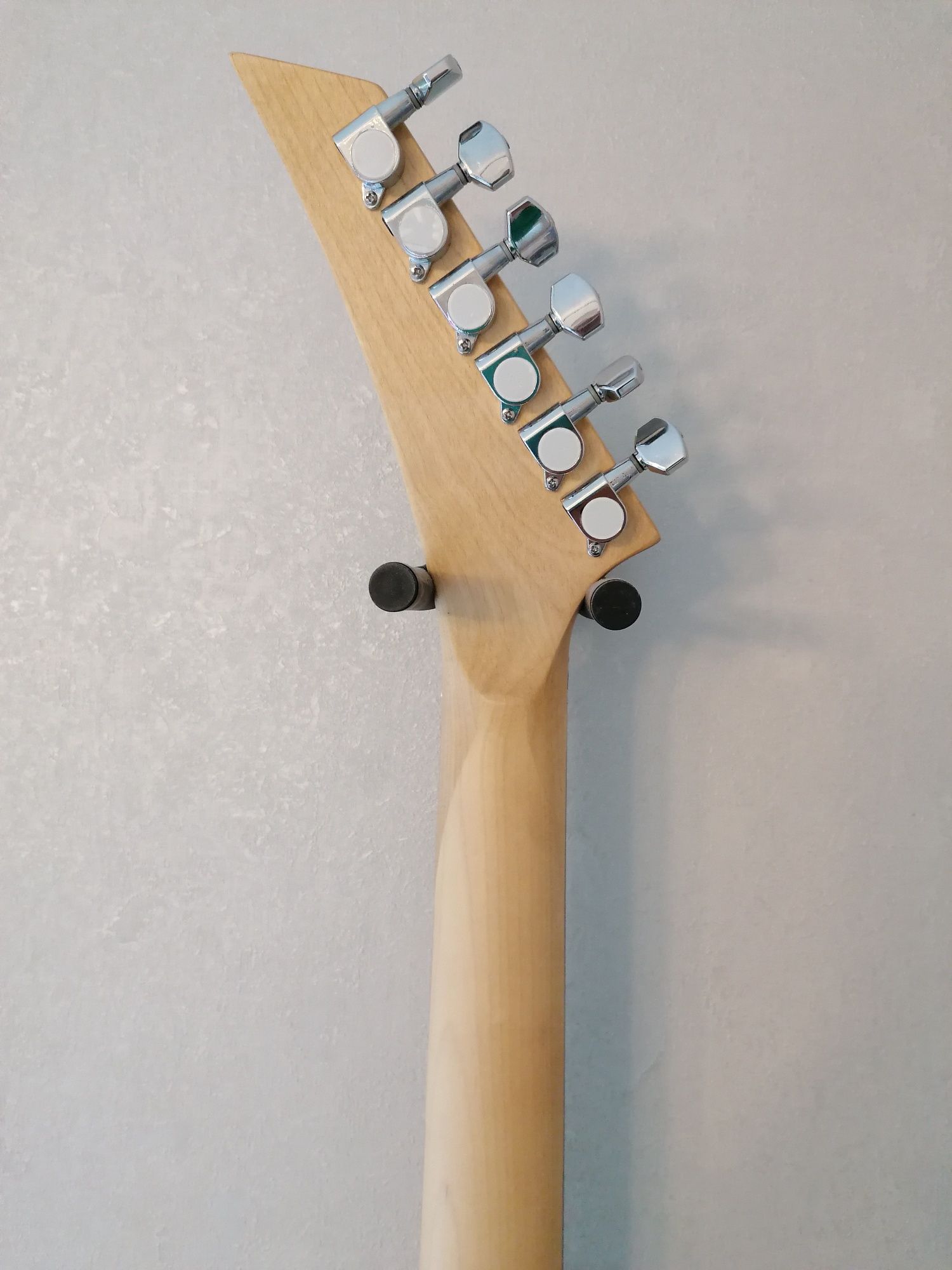 Gitara elektryczna
