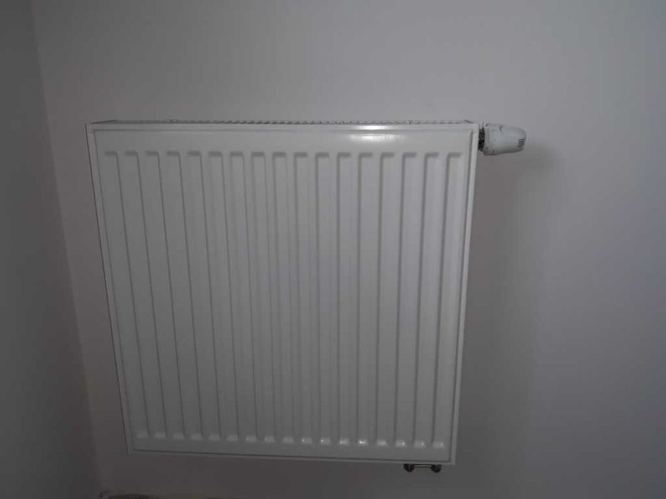 Grzejnik stalowy centralnego ogrzewania 60 cm na 50 cm