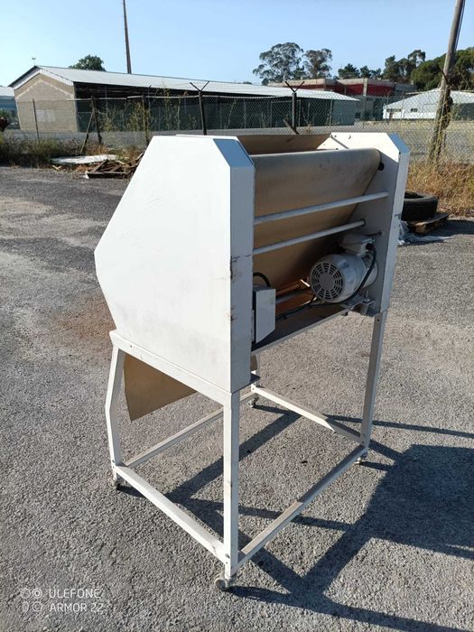 Maquina de fazer baguetes e cacetes