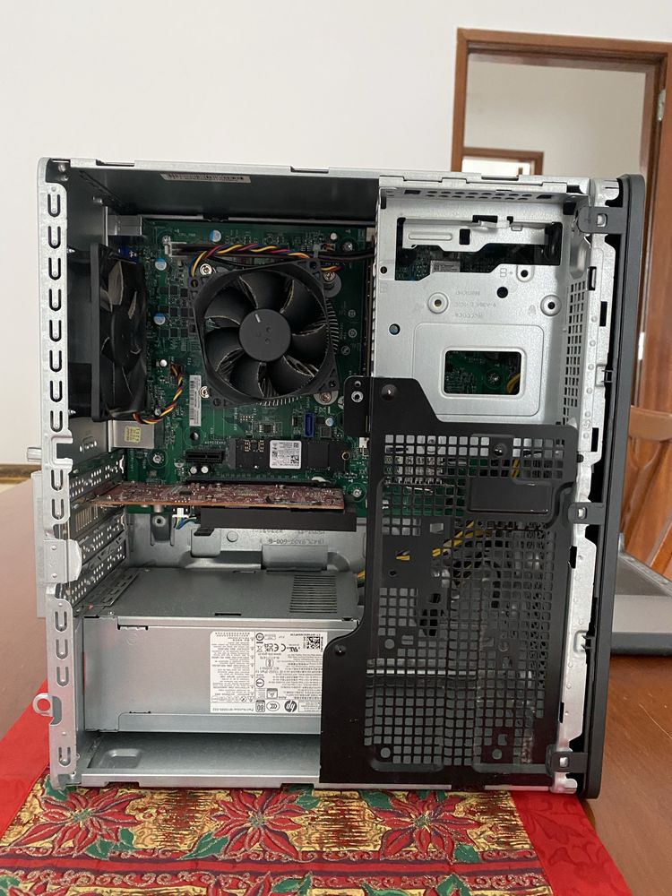 Desktop Gaming HP Victus 15L
