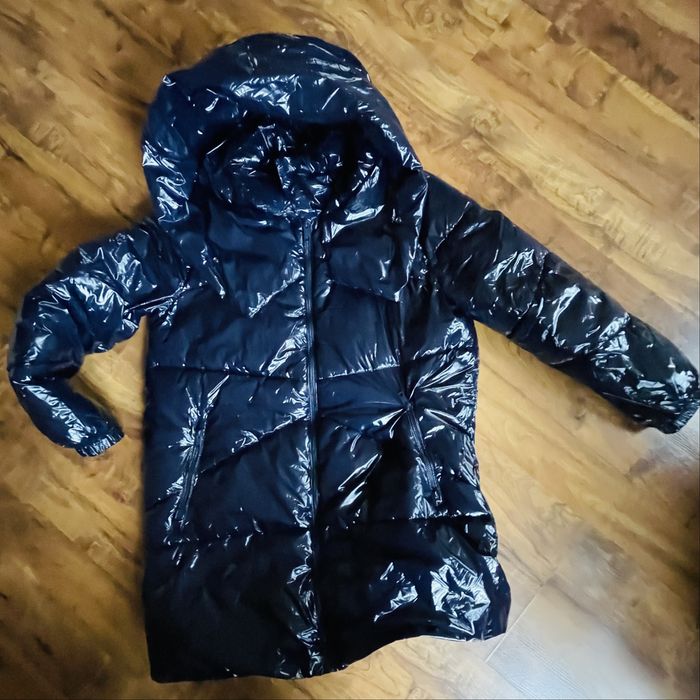 Mohito - damska kurtka, parka. Kolor: ciemnogranatowy. Rozmiar 36.