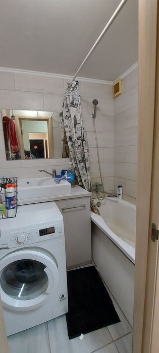 Продаєтся 3х.к Апрельская