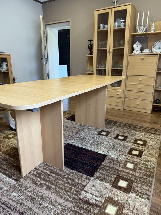 Komplet mebli + stół.