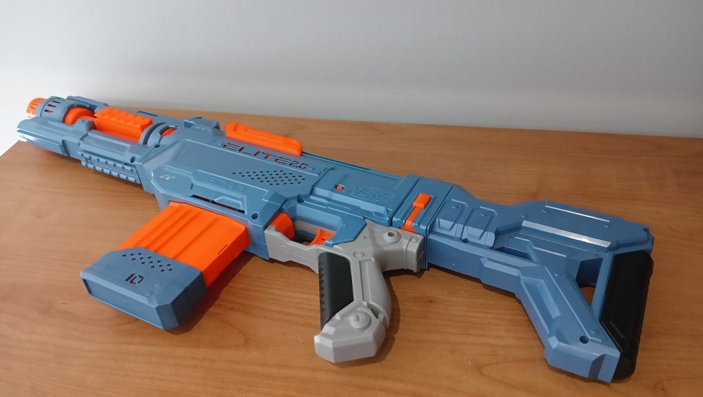 Nerf elite 2.0 echo cs-10