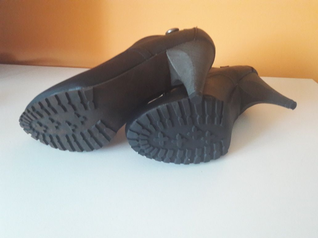 Nowe buty damskie półbuty rozmiar 38 24 cm