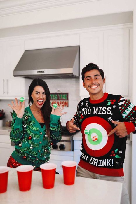 Чоловічий різдвяний светр алкогольна гра