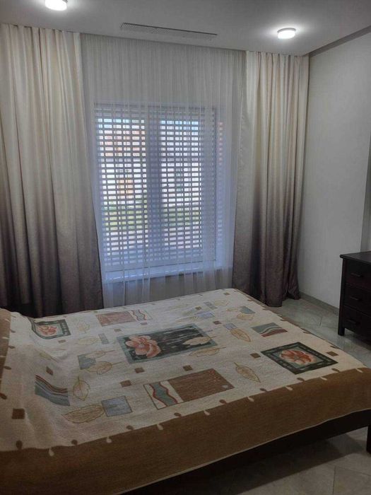 Продам пол 2-х этаж дома гараж участок !Центр Грушевского Туп трамвая!