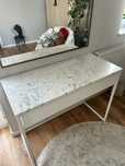 Toaletka/Stolik z marmurowym blatem 100x45x80cm