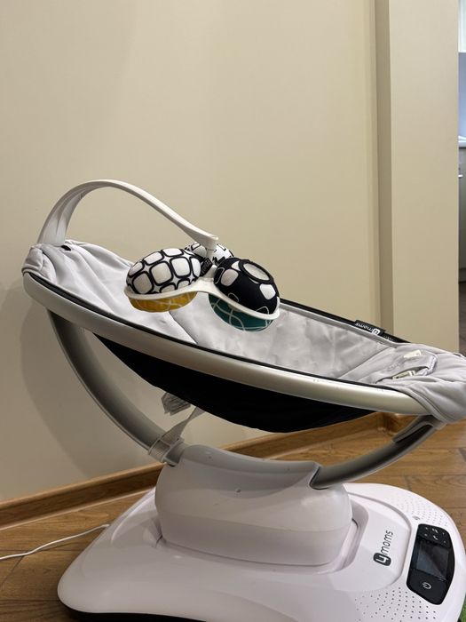 4moms    mamaroo