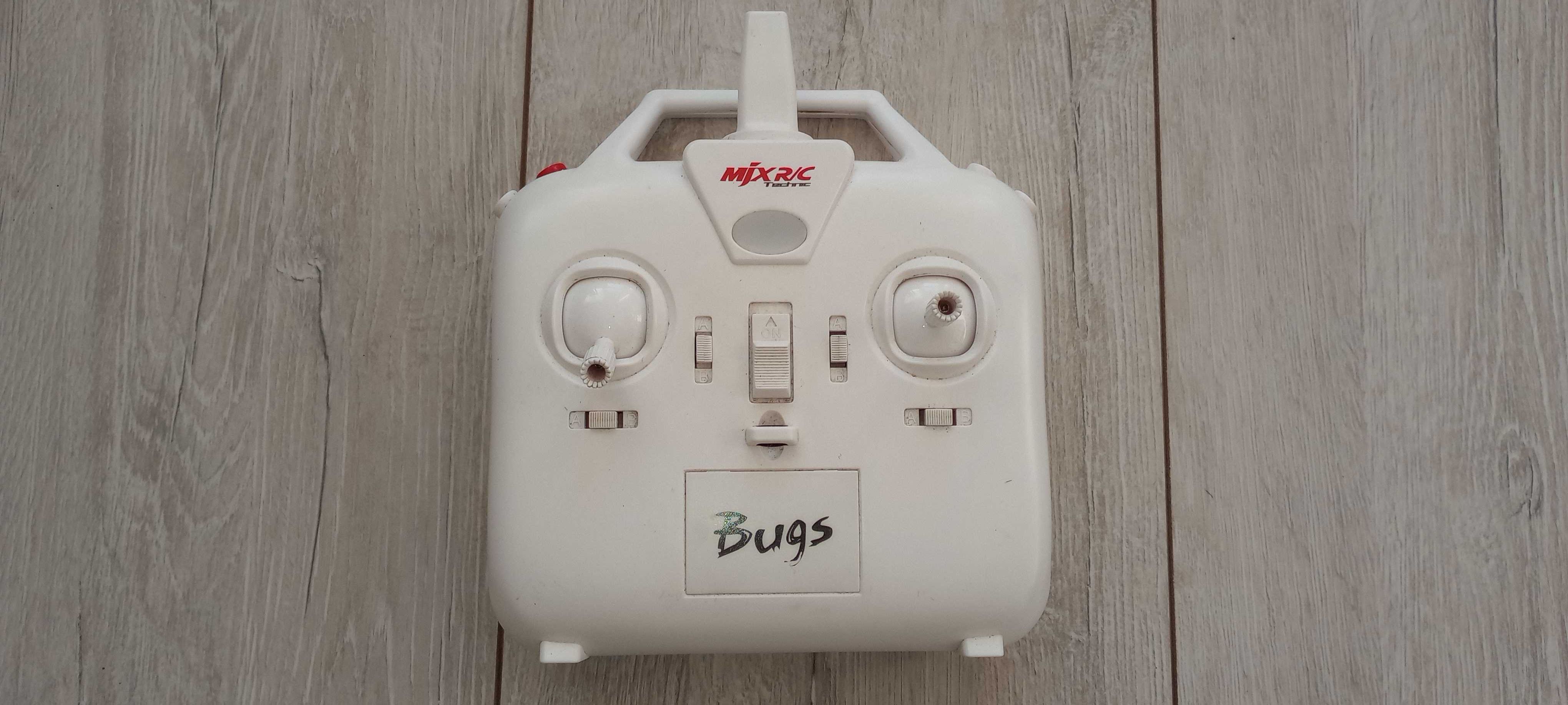 Dron MJX Bugs 3 w komplecie z 3 bateriami