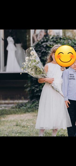 Святкова сукня на зріст 134