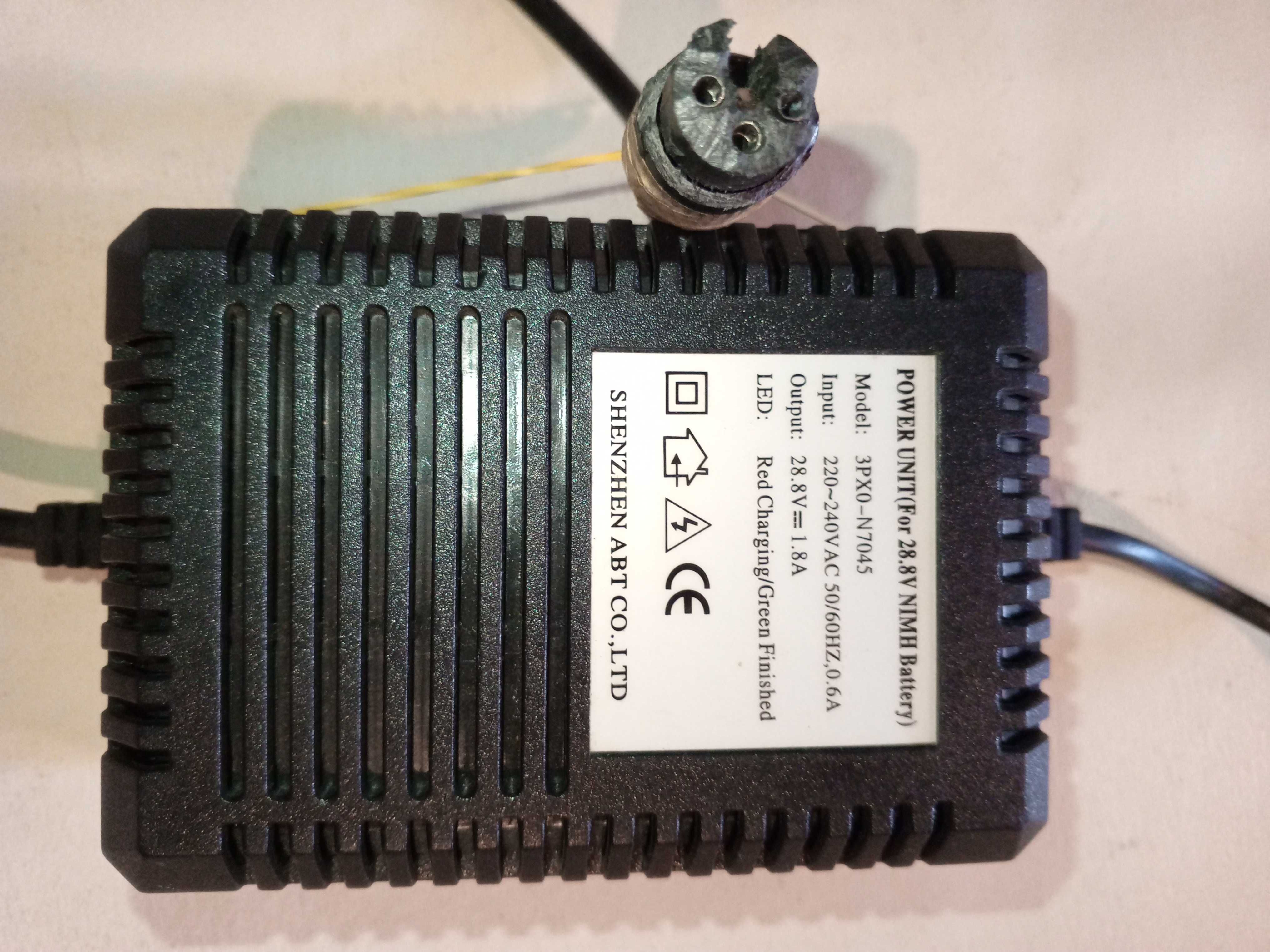 Блок питания 28.8V, 1.8A, DUN (F) 3 PIN.