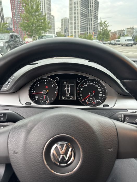Volkswagen Passat B7 2014 1.6 TDI BlueMotion