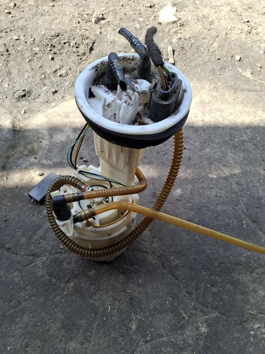 Pompka paliwa audi a4 b6 b7 1.8t 2.0 bfb alt 8e0,919,051L