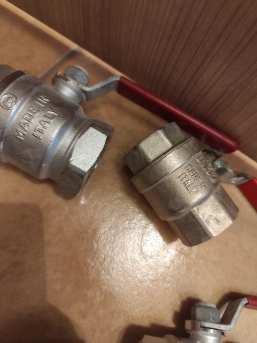 Продам крани  джакоміні